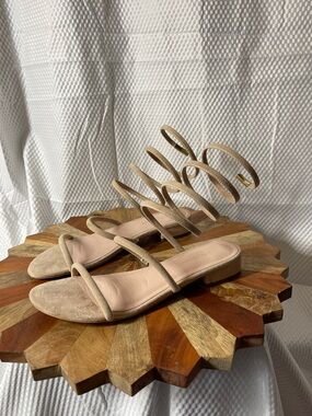 Avec Les Filles Nude Spiral Strap Suede Sandals Womens size 7 1/2